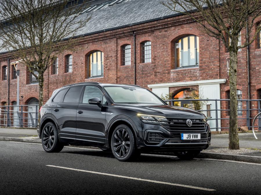 Volkswagen Touareg R-Line Black Edition 2019 года  (UK) (фото 24 из 24)